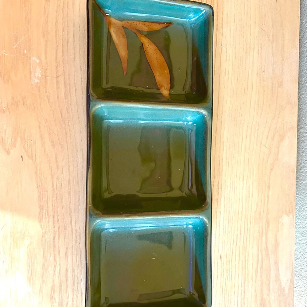 Stoneware 3 Compartment relish Condiment Serving Dish/Pier 1- Dakara -Green
